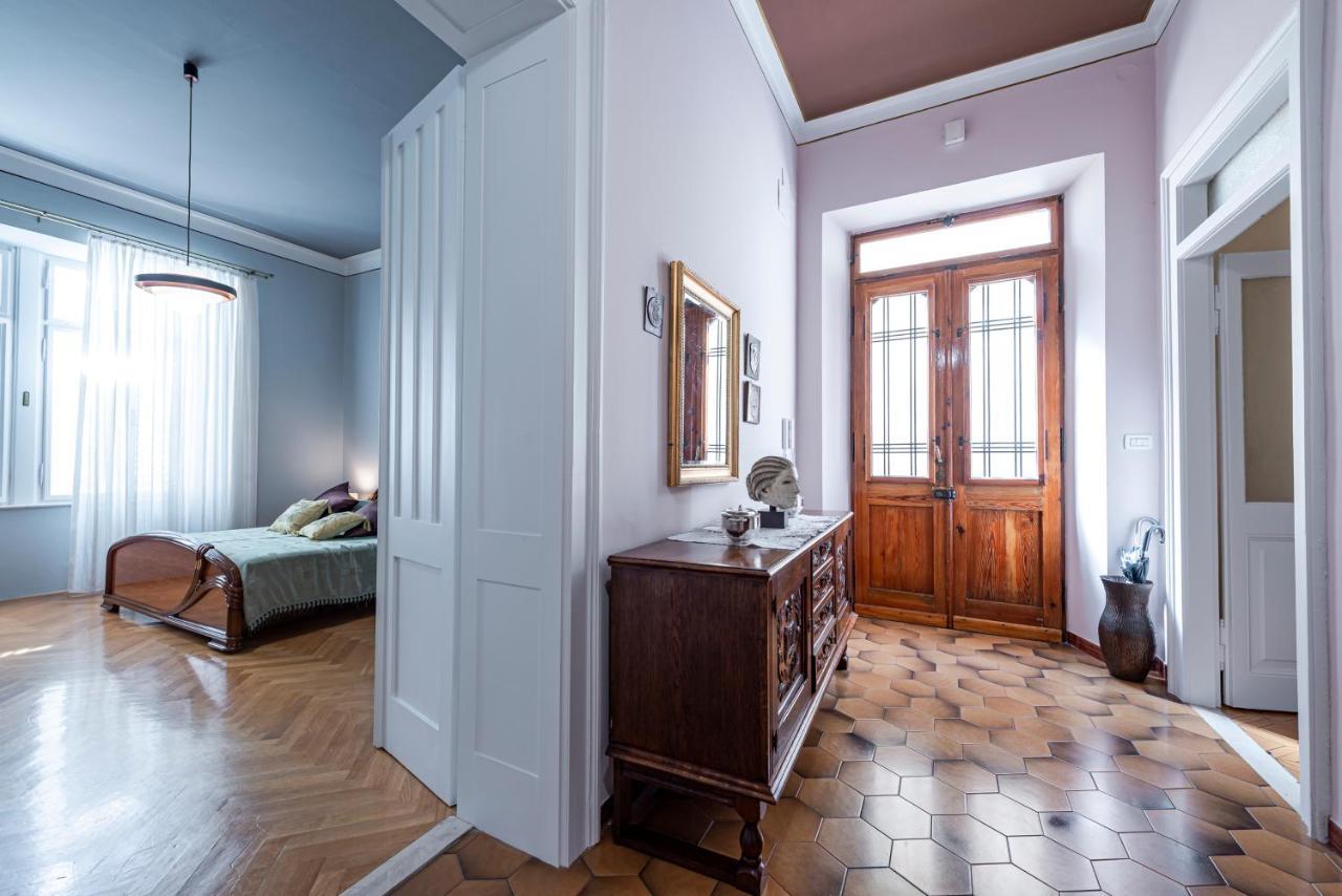 Apartment Seaview 10 Min To The Old Town